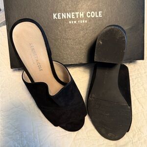 Kenneth Cole suede slides size 10 black